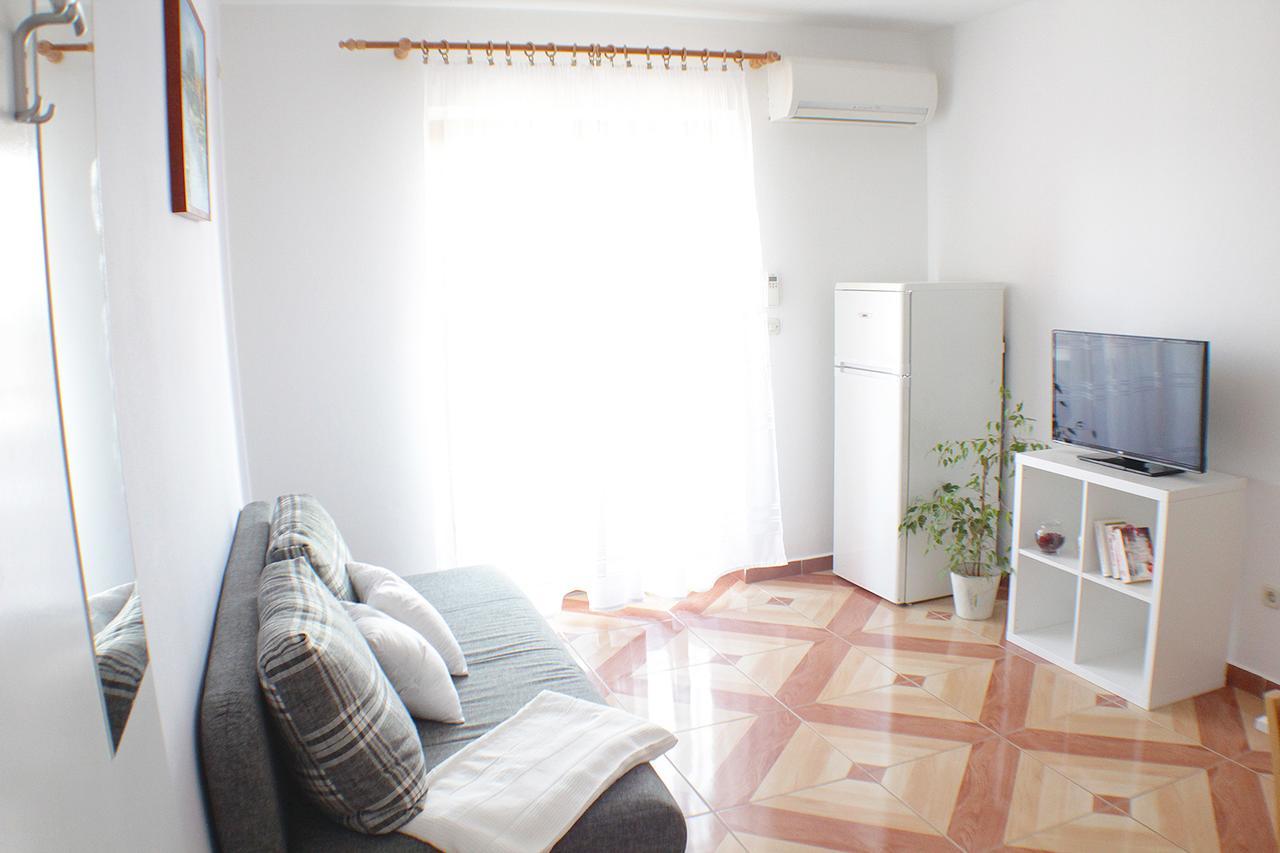 Apartmani Adrijan Krk Đảo Krk Ngoại thất bức ảnh