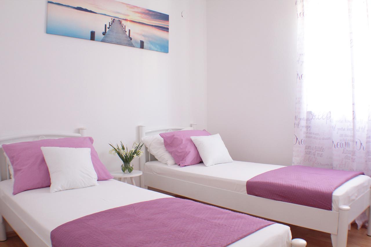 Apartmani Adrijan Krk Đảo Krk Ngoại thất bức ảnh