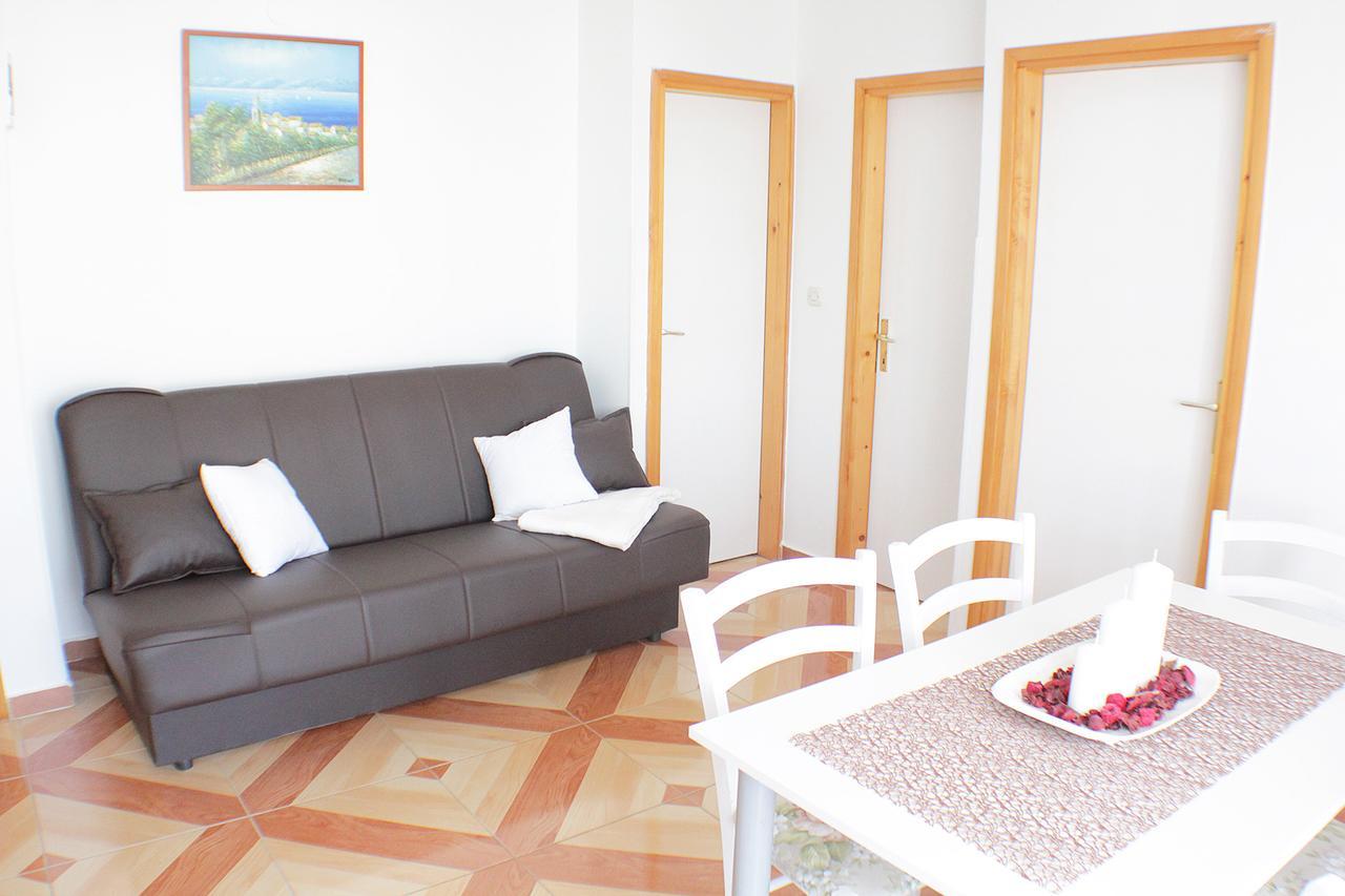 Apartmani Adrijan Krk Đảo Krk Ngoại thất bức ảnh